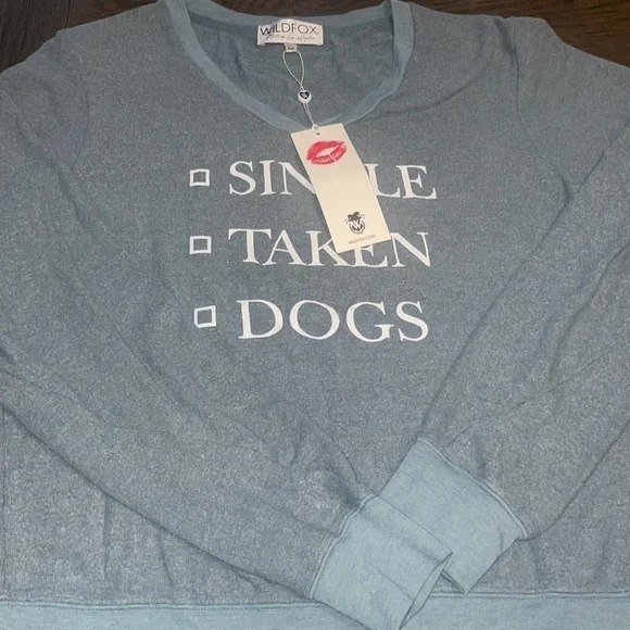 🦊💋 WILDFOX Single Taken Dogs V-Neck Baggy Beach Jumper Medium NWT - Picture 2 of 14